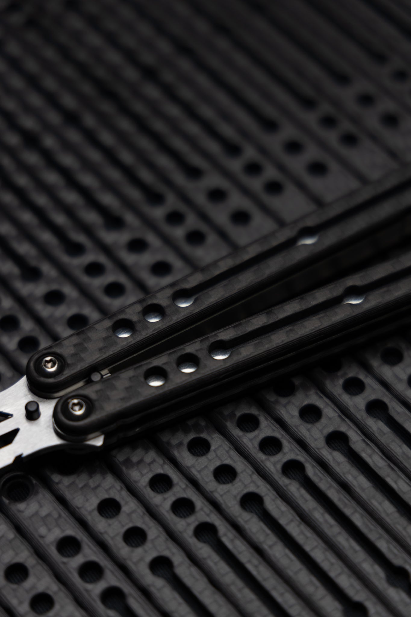 Carbon Fiber Nautilus V2