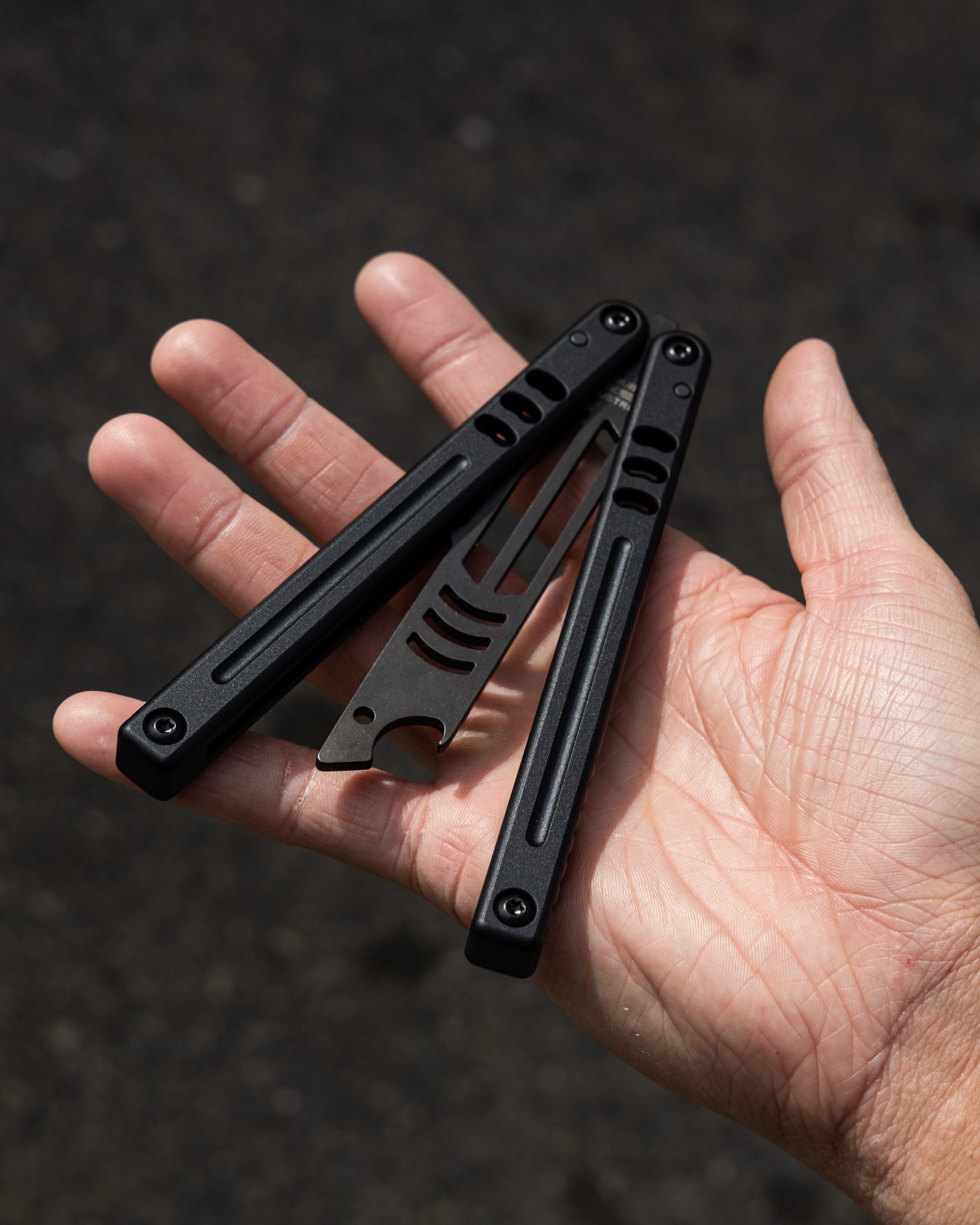 スポーツトイ・アクショントイ squid industries mako V5 titanium mod Inked Mako Bottle Opener V5 – Squid Industries