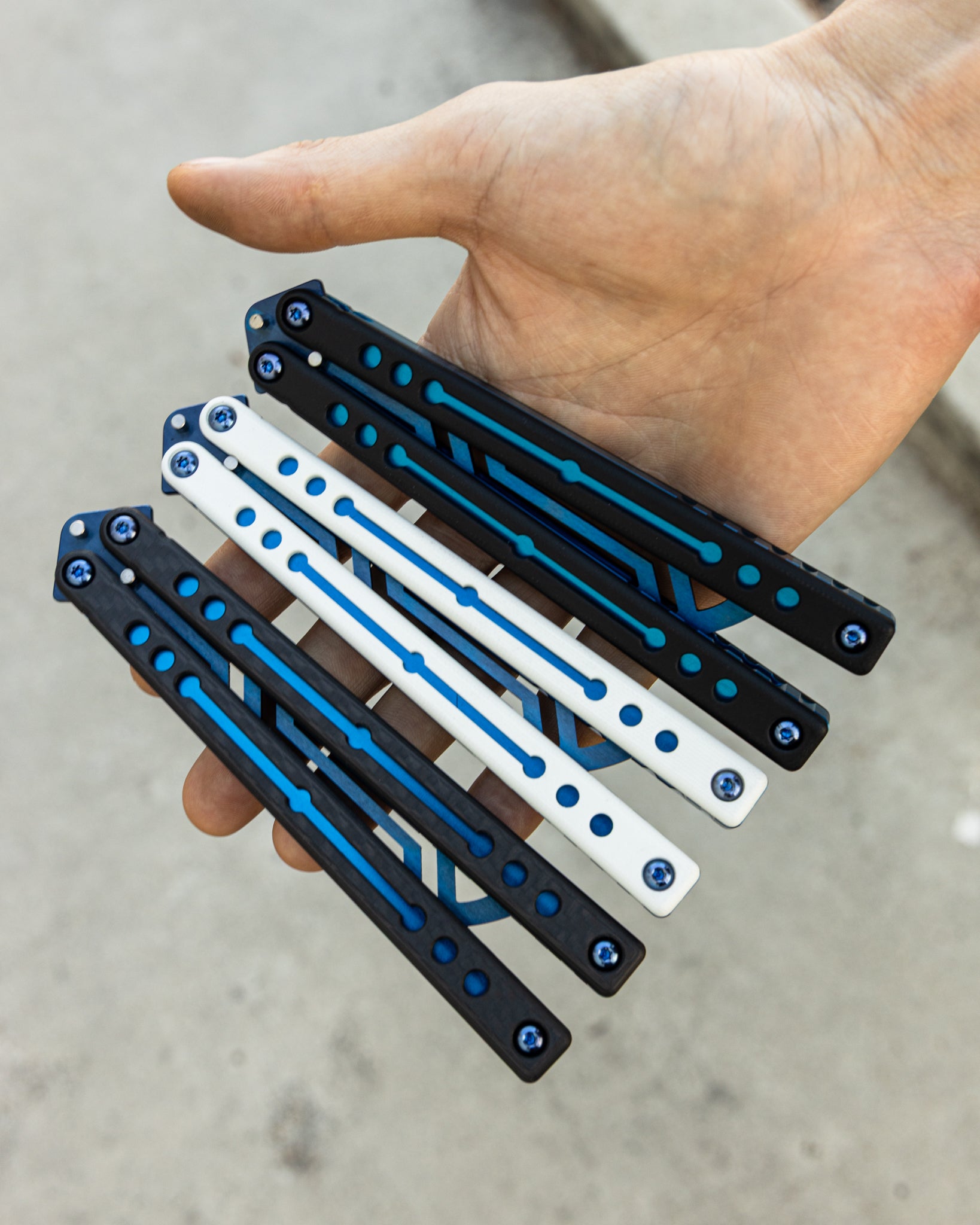 All 3 Sapphire Naut Variants Held On Hand