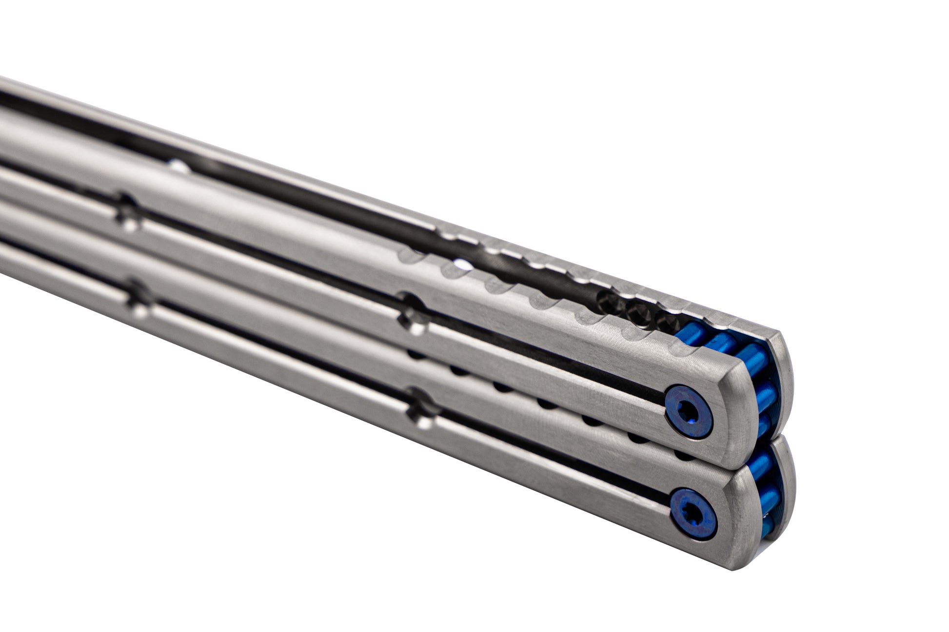 Satin Tianium Krake Raken Handle Closeup ISO